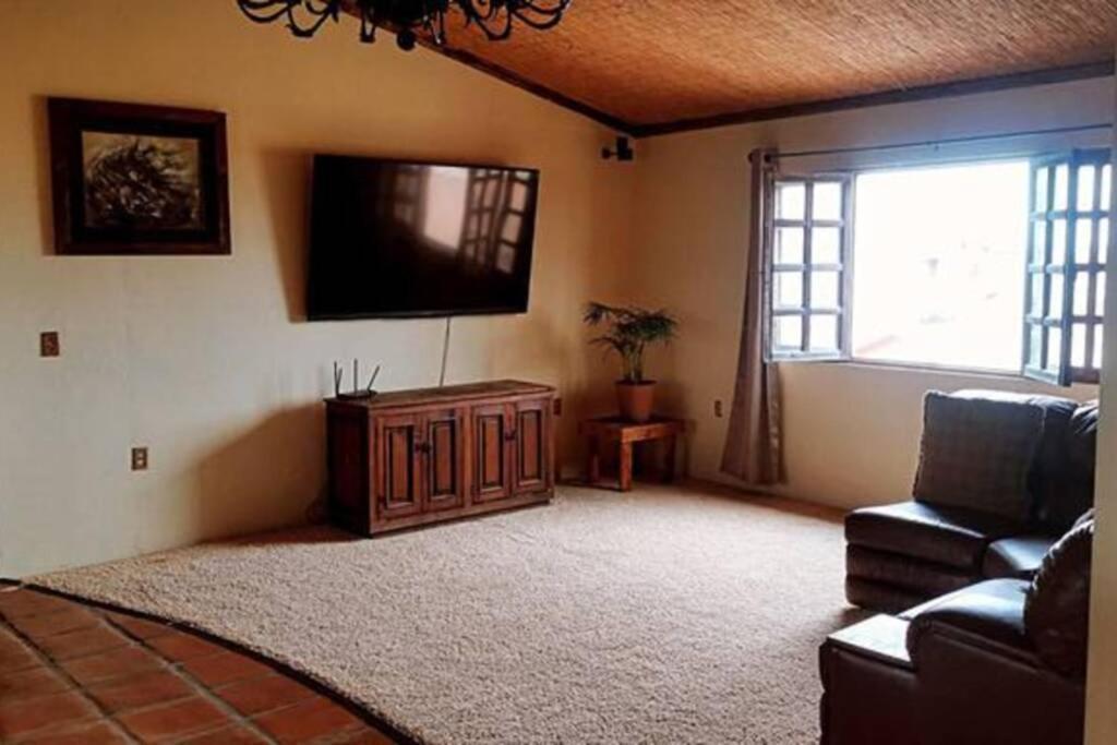 Large Apartament Near The Beach ロサリト エクステリア 写真